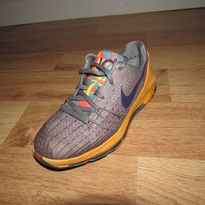 Kid's Kevin Durant Shoes- Size 1Y